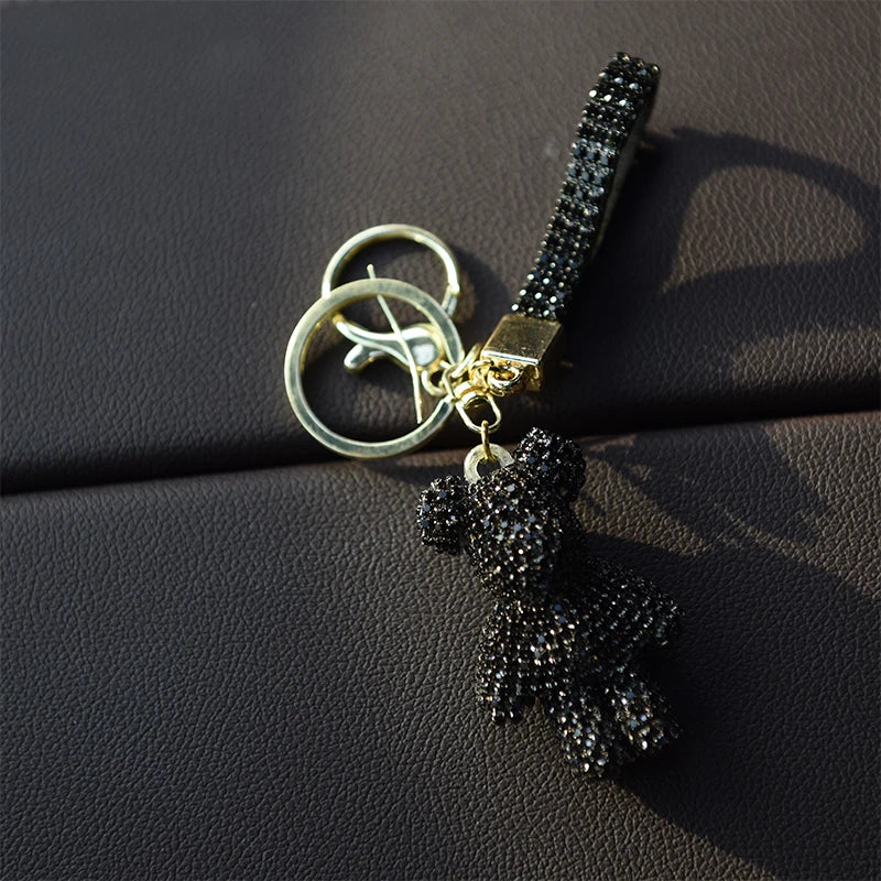 Diamond-Encrusted Teddy Bear Keychain – Luxury Sparkling Bag & Car Charm