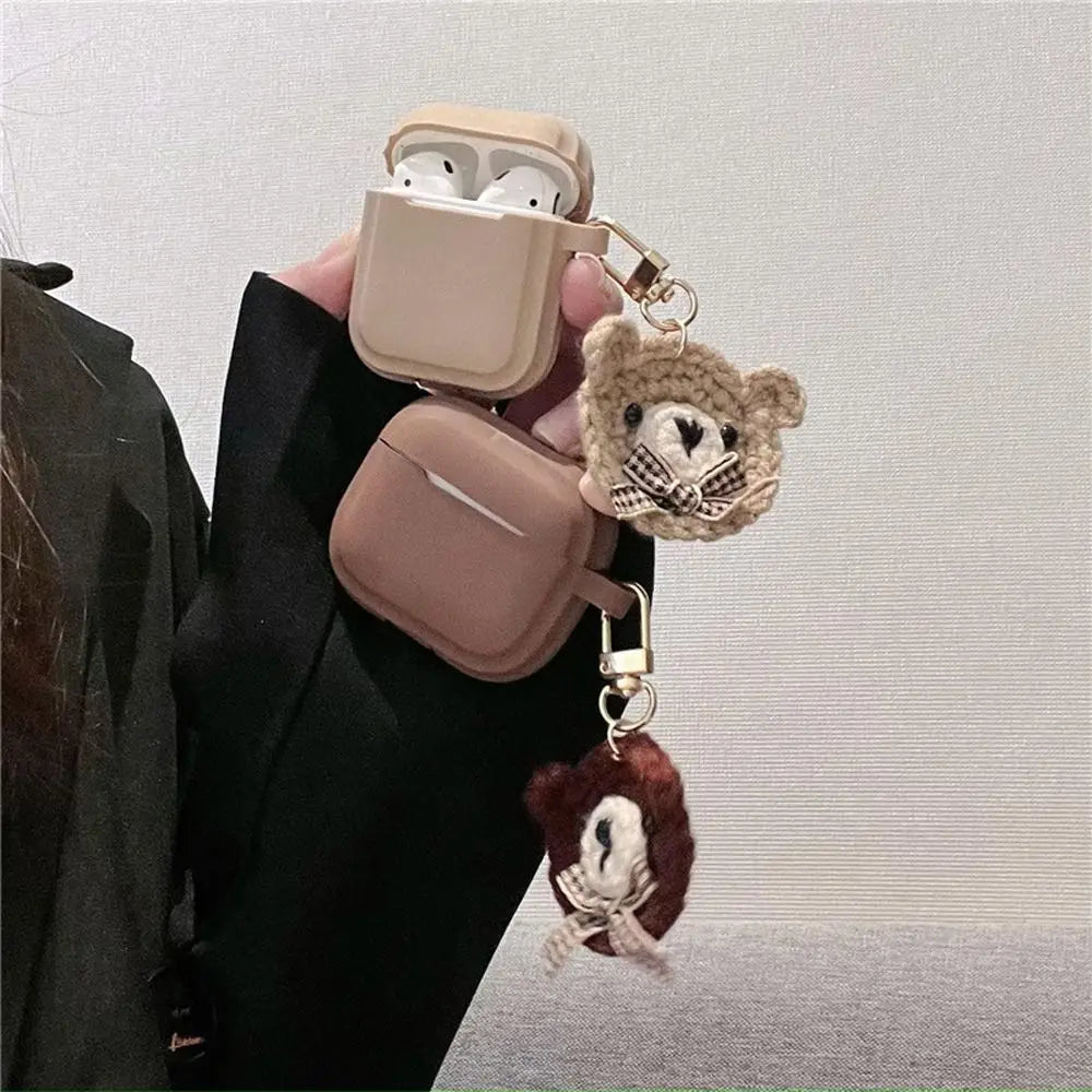 Knitted Wool Bowtie Bear Keychain – Cute Cartoon Pendant for Bags, Earphones & DIY Gifts