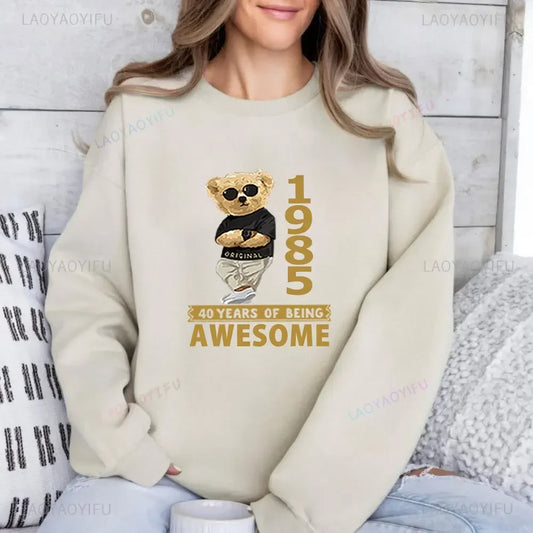 Made in 1985 Teddy Bear Sweatshirt – 40th Birthday Women's Gift Hoodie | Unisex Pullover Jumper